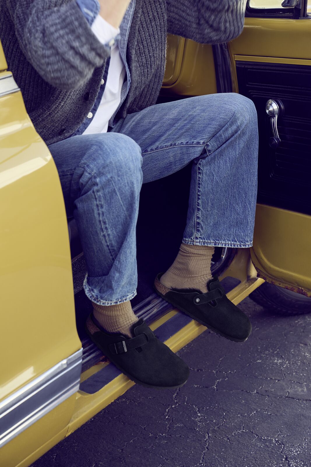 Unisex Boston Shearling Black Suede