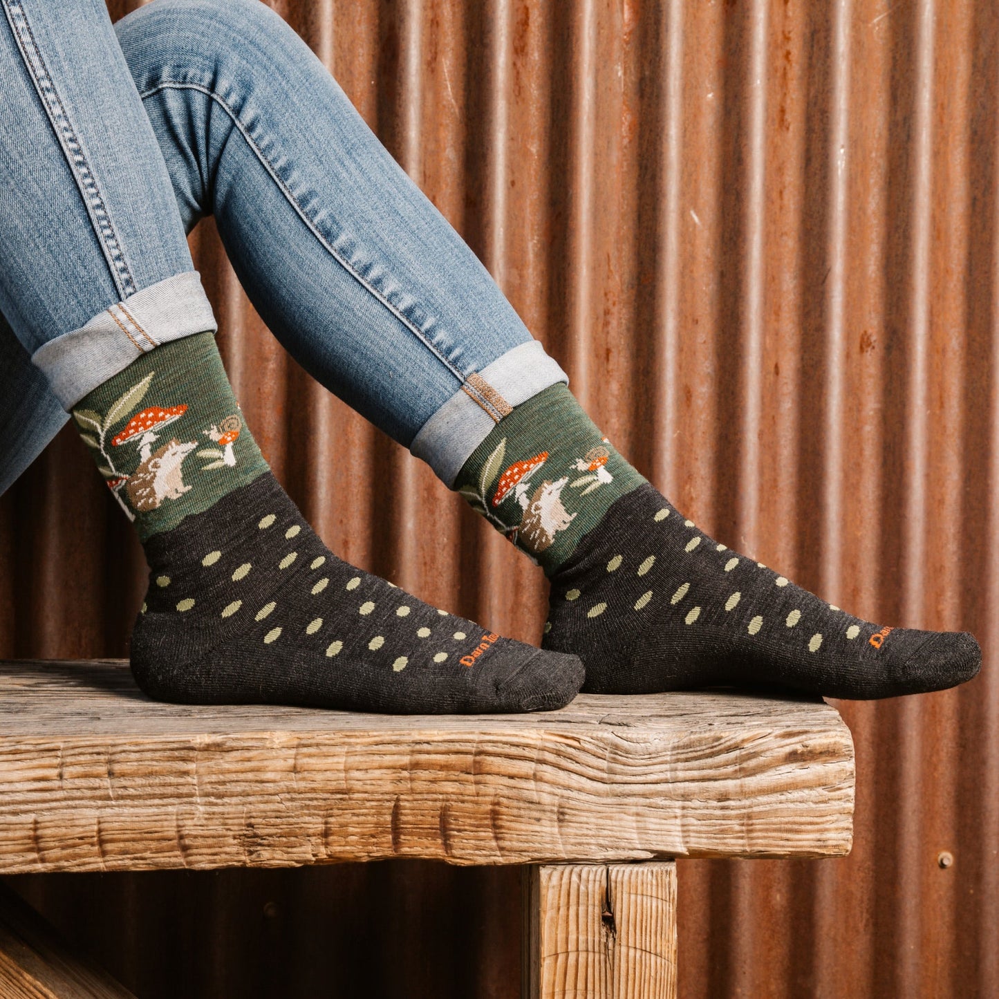 Darn Tough Women's Wildlife Lightweight SOX DARN TOUGH