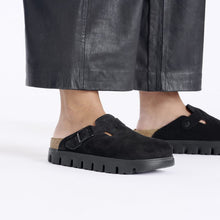 Load image into Gallery viewer, Birkenstock Boston Chunky Black SHOES BIRKENSTOCK   
