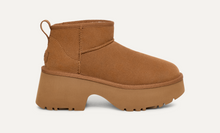 Load image into Gallery viewer, UGG Women&#39;s Ultra Mini New Heights SHOES UGG AUSTRALIA 6 Chestnut 
