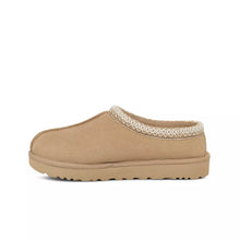 Load image into Gallery viewer, UGG Women&#39;s Tasman - Currently Available IN-STORE ONLY :: Call or come by! SLIPPERS UGG AUSTRALIA   
