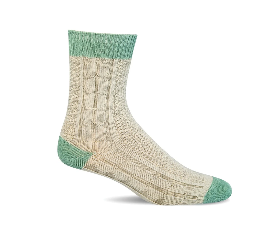 Women's Chunky Cable SOX SOCKWELL S/M (4-7.5) Natural