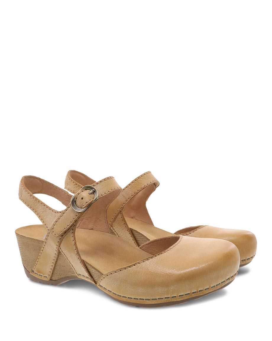 Dansko Tiffani Tan SHOES DANSKO 36 Tan