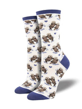 Load image into Gallery viewer, Socksmith Women&#39;s Significant Otter Crew Socks SOCKSMITH White  
