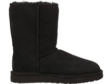 Load image into Gallery viewer, UGG Women&#39;s Classic Short II SHOES UGG AUSTRALIA 5 Black 

